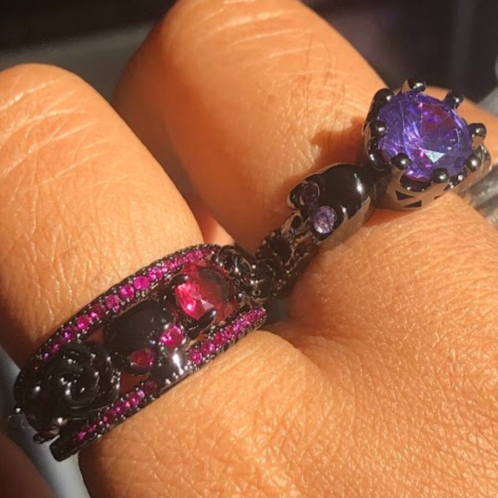 2PC Black Gold Plating Gothic Skull Rose Rings Crystal Amethyst Rhodolite